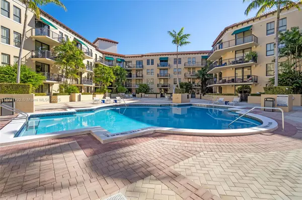 Coral Gables, FL 33134,55 Merrick Way #624