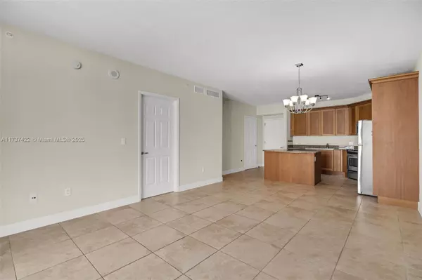 Coral Gables, FL 33134,55 Merrick Way #624