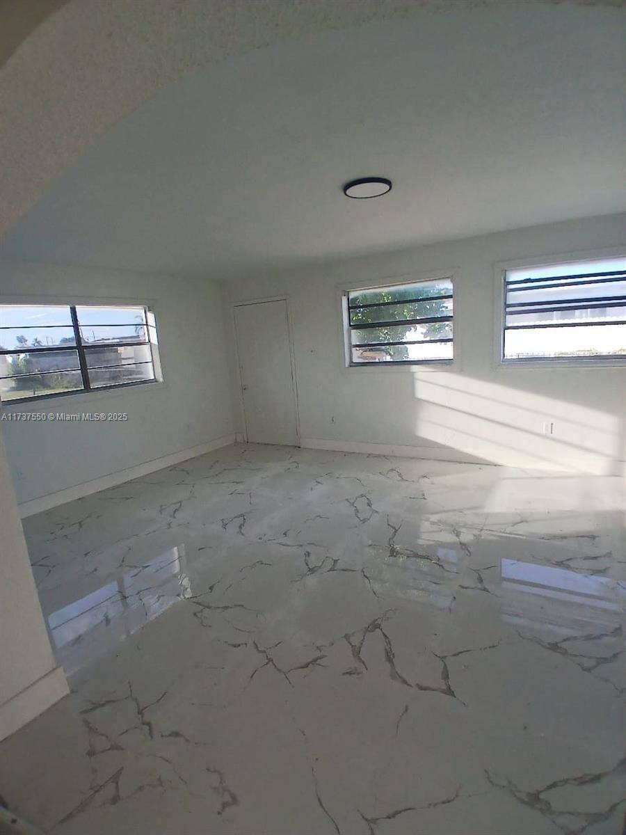 Miami, FL 33176,10365 SW 149th Ter