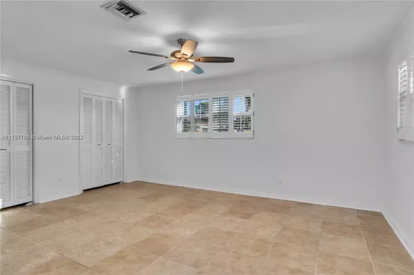 Dania Beach, FL 33004,617 NE 2nd Pl