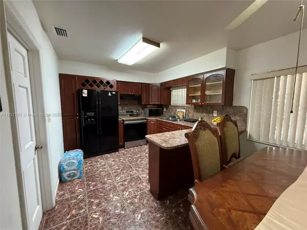 North Miami, FL 33168,13425 NW 12th Ave