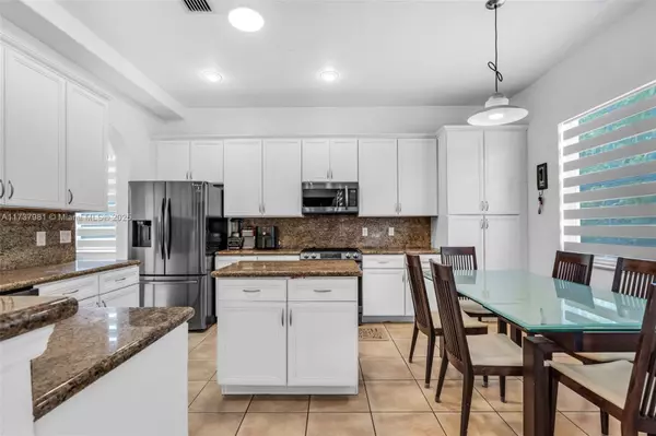 Hialeah, FL 33018,18172 NW 91st Ct