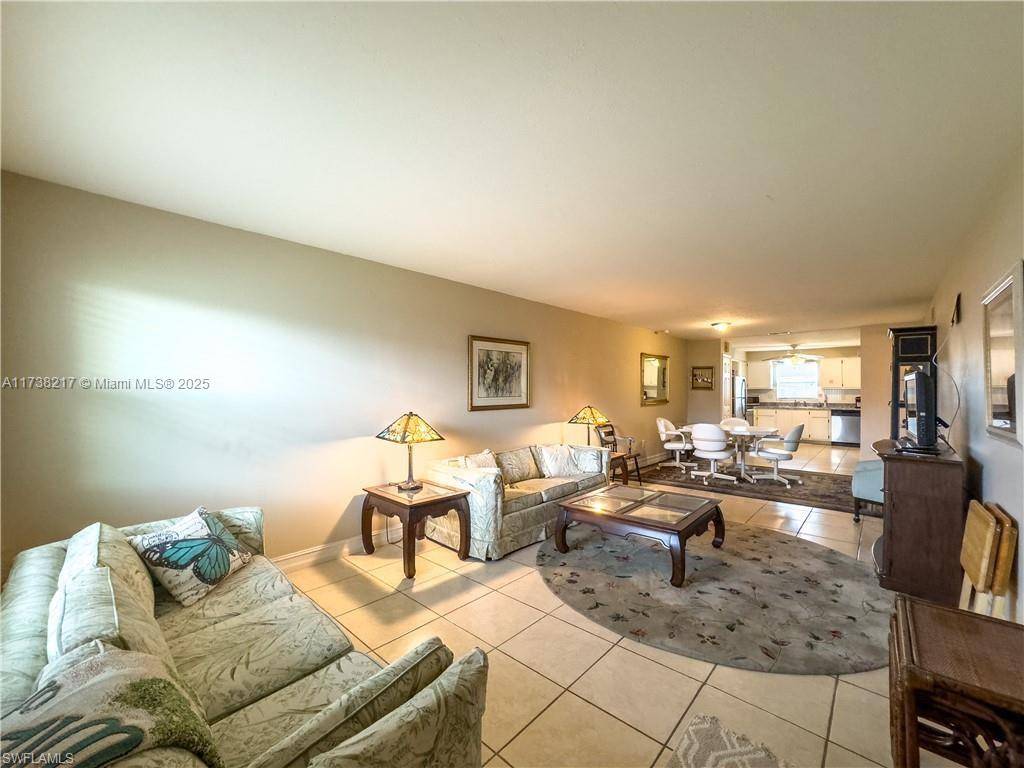 Fort Myers, FL 33919,6777 Winkler Rd #A160