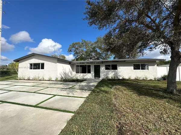 Pembroke Pines, FL 33026,2321 NW 114th Ter