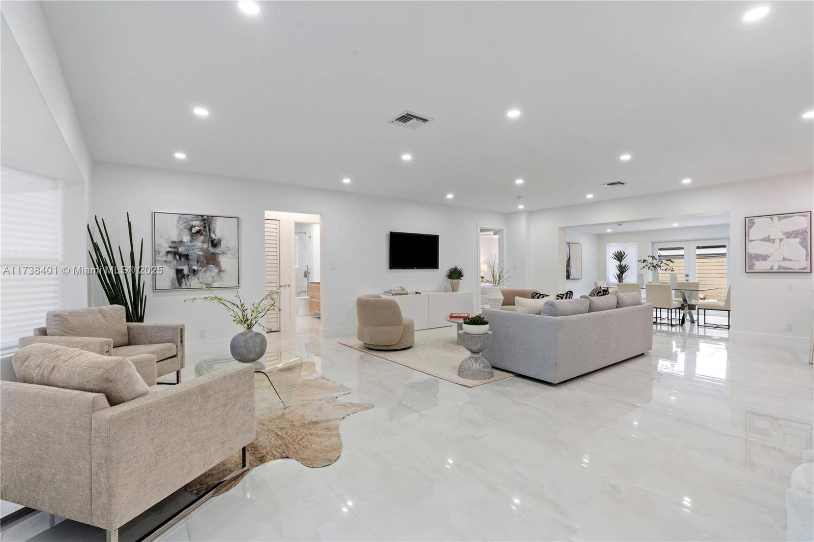 Lighthouse Point, FL 33064,2964 NE 36th St