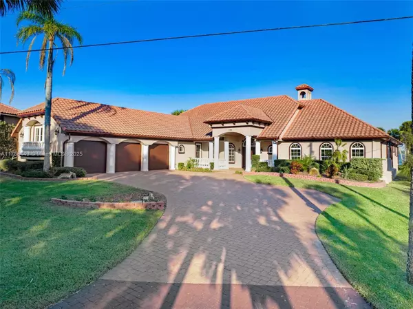 2186 Rockledge Dr, Rockledge, FL 32955