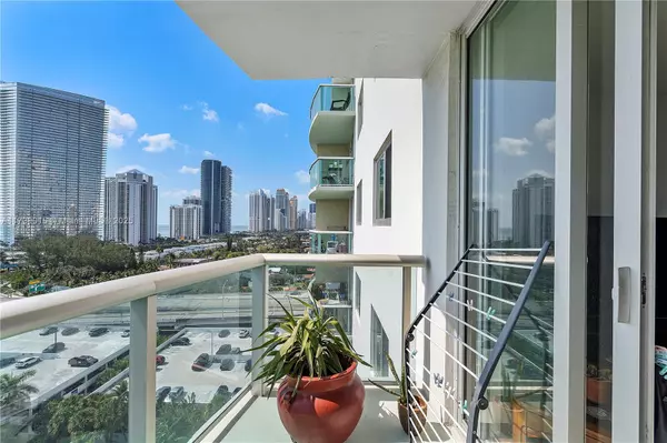 Sunny Isles Beach, FL 33160,19380 Collins Ave #1510