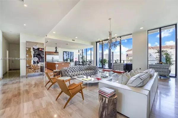 Coconut Grove, FL 33133,3581 E Glencoe St #605