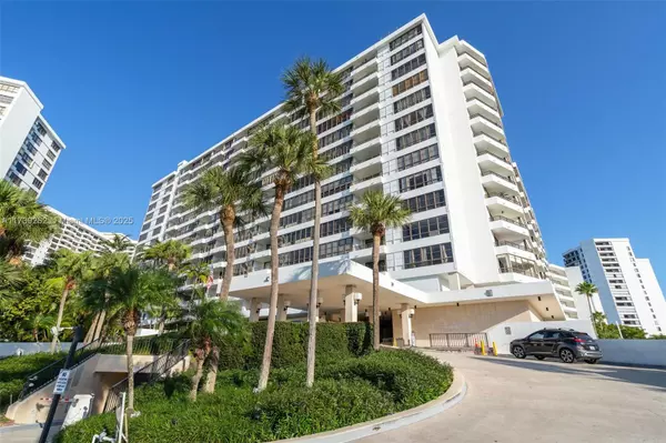 500 Three Islands Blvd #1108, Hallandale Beach, FL 33009