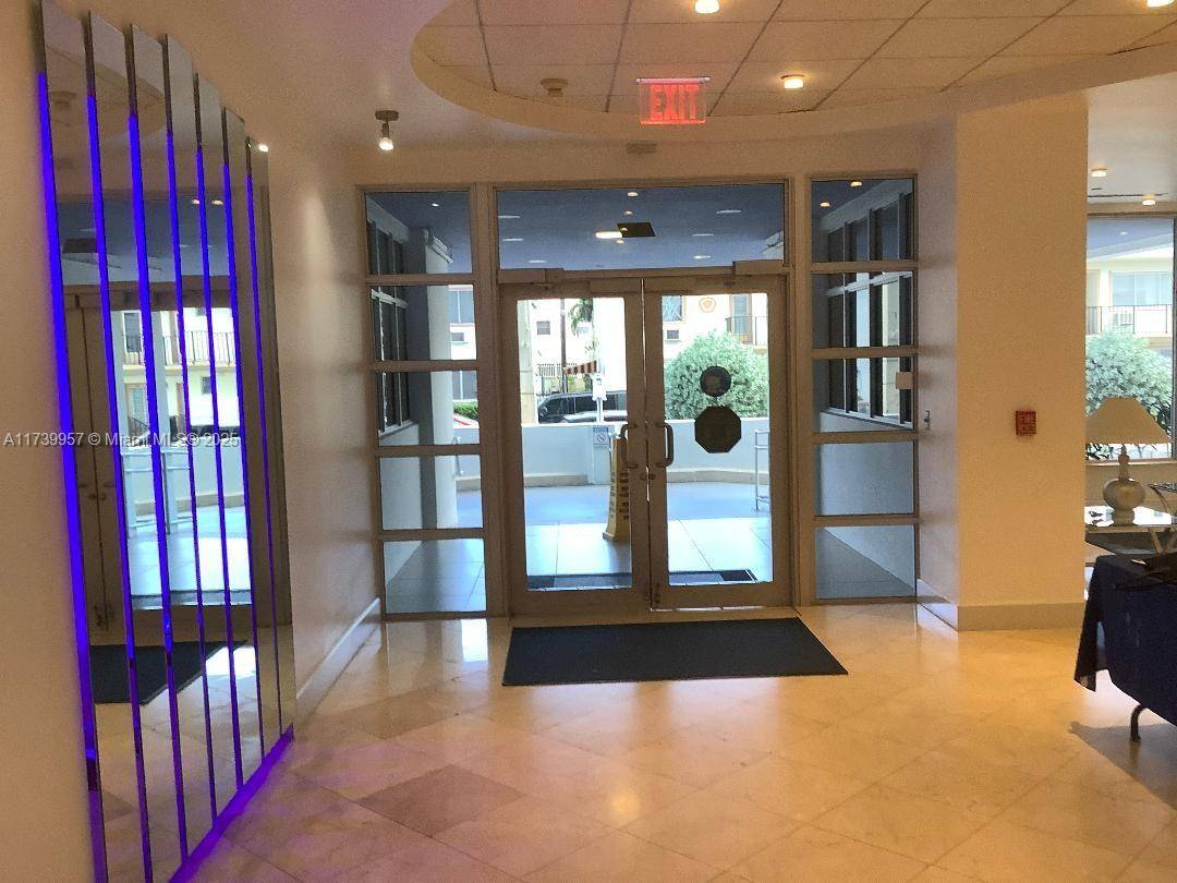 Miami Beach, FL 33141,401 69th St #401
