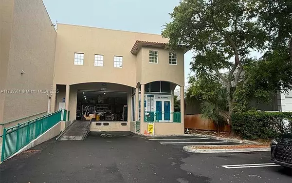 10200 NW 25th St #113, Doral, FL 33172
