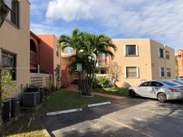 10249 NW 9th St Cir #110-8, Miami, FL 33172