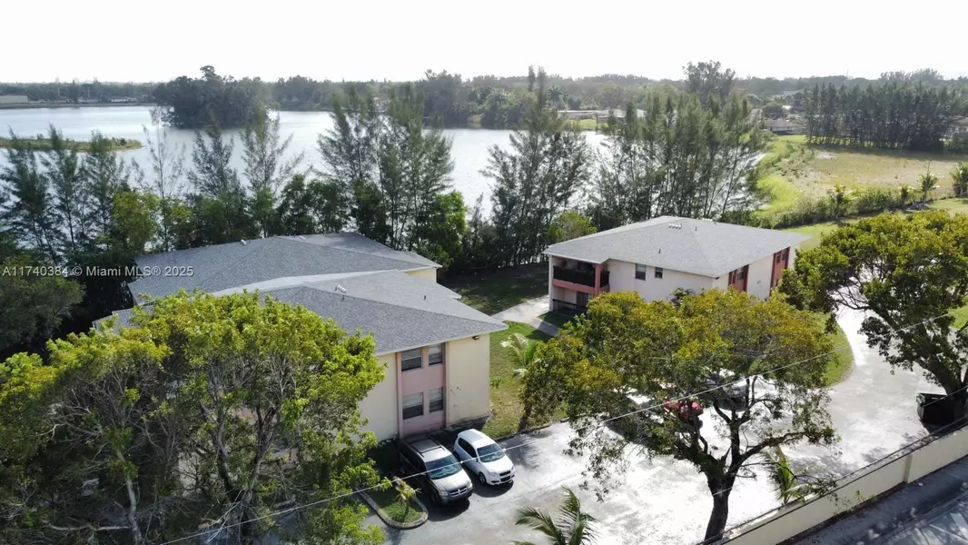 11505 NW 22nd Ave #301, Miami, FL 33167