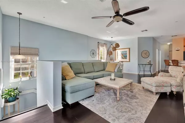 Tequesta, FL 33469,112 Lighthouse Cir #H