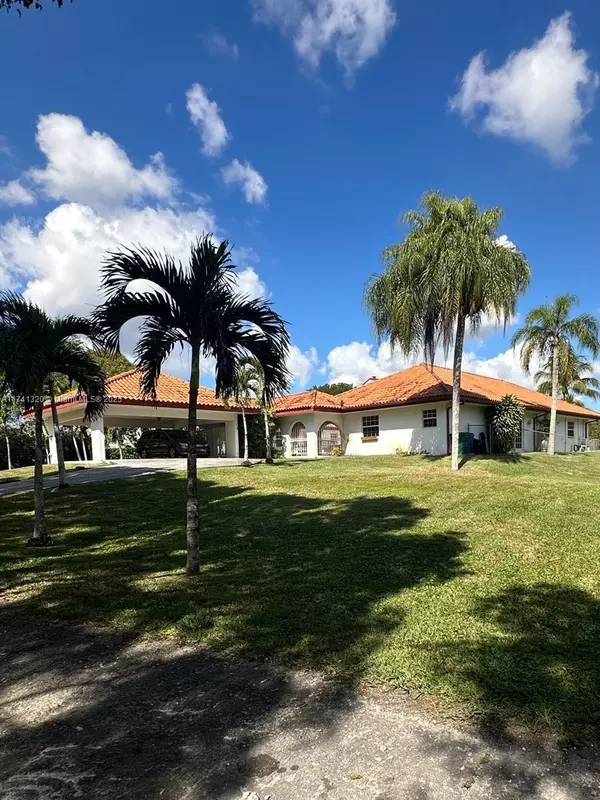 Southwest Ranches, FL 33332,18901 SW 53rd St