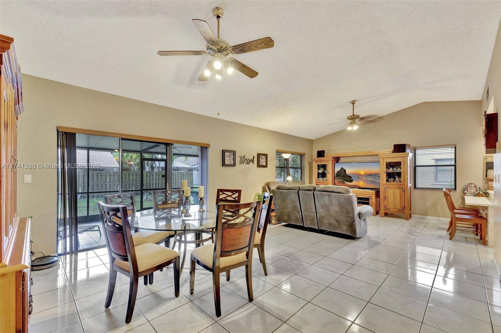 Davie, FL 33331,5911 Epsom Ln