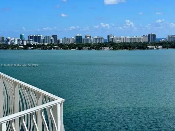 North Bay Village, FL 33141,7601 E Treasure Dr #1905