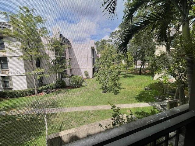 Coral Springs, FL 33065,8429 Forest Hills Dr #206