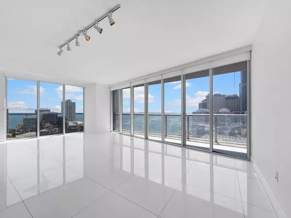 Miami, FL 33131,495 Brickell Ave #1801