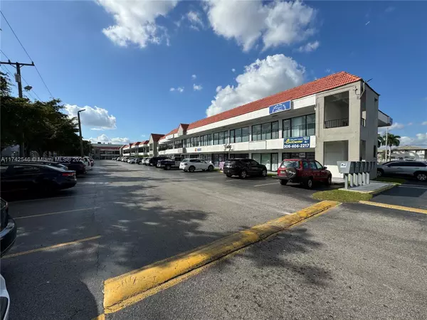 10550 NW 77 CT #204, Hialeah Gardens, FL 33016