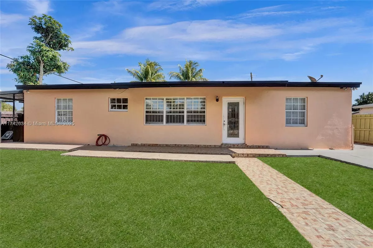 Miami Gardens, FL 33054,15831 NW 29th Ave