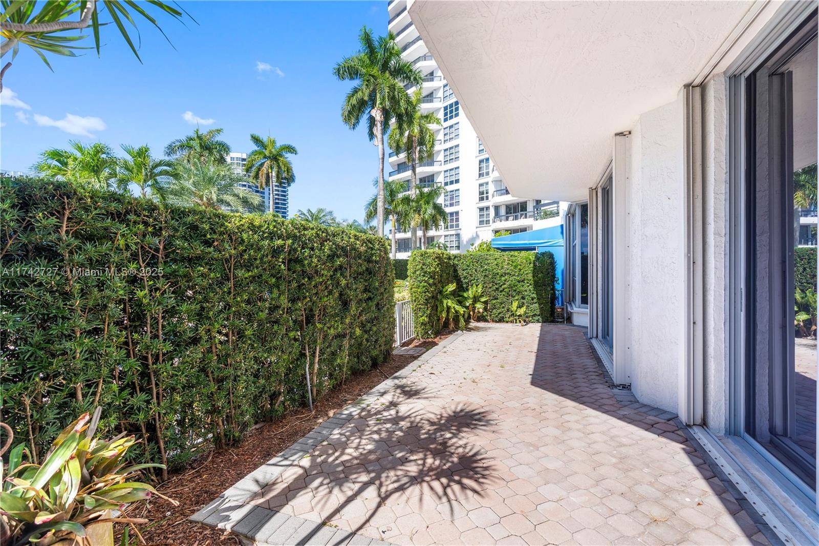 Aventura, FL 33180,3530 Mystic Pointe Dr #102
