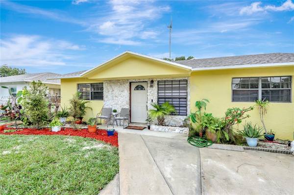 5118 SW 22nd St,  West Park,  FL 33023