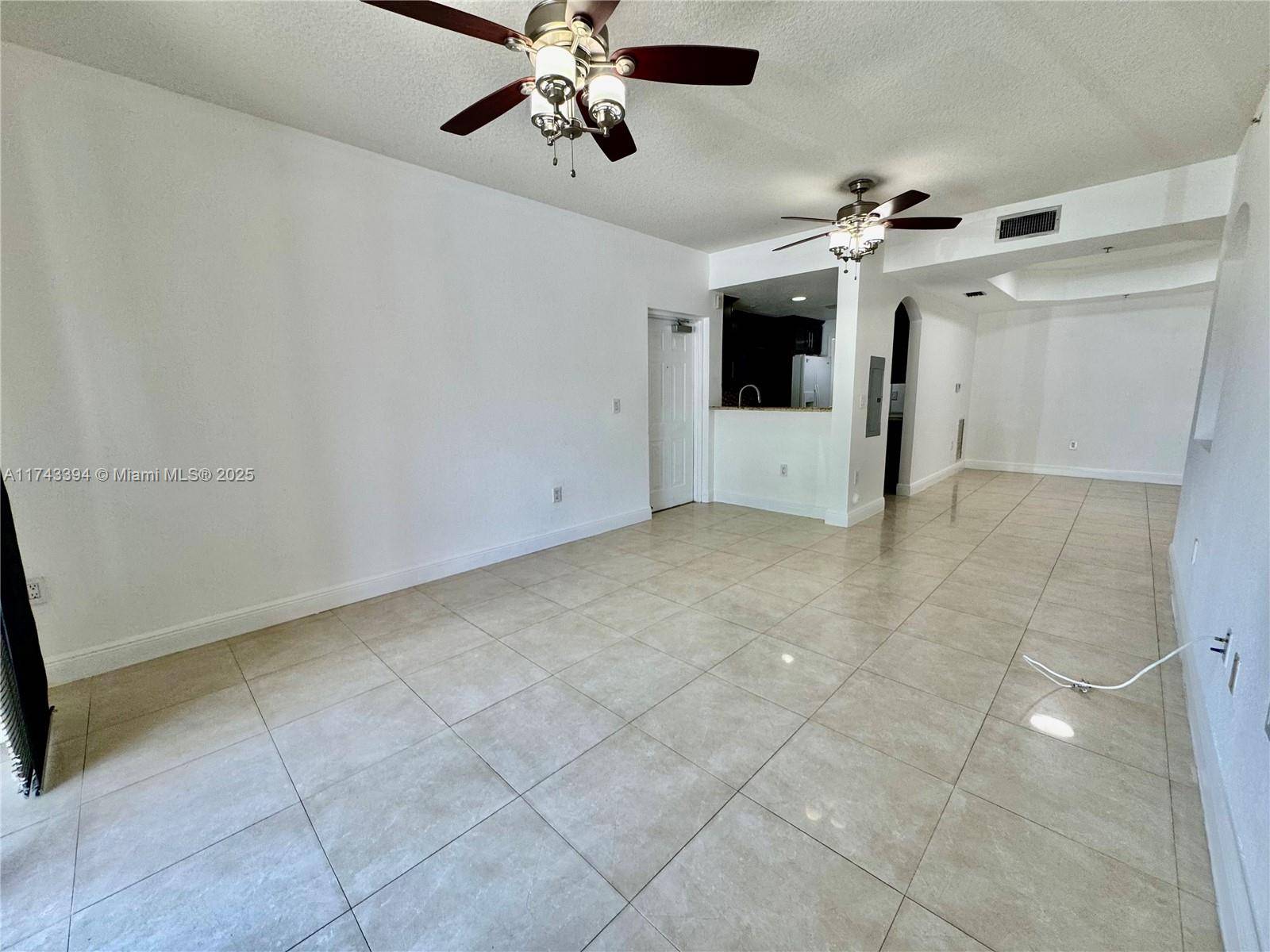 Doral, FL 33178,6540 NW 114th Ave #1402