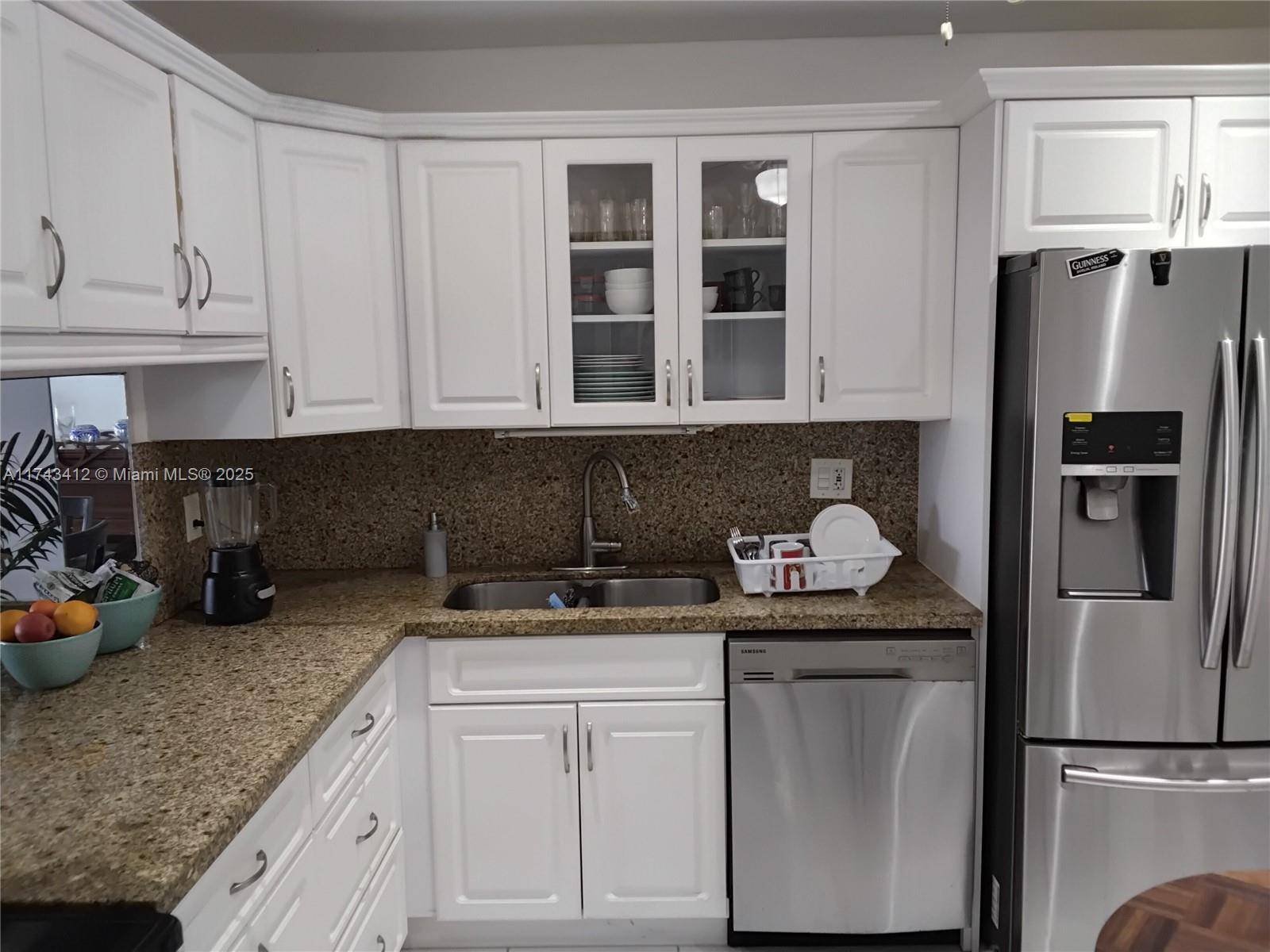 Hallandale Beach, FL 33009,329 SE 3rd St #405T