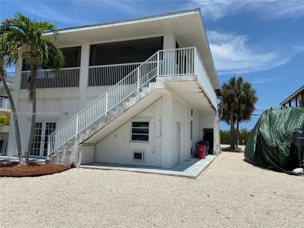 56 W Shore Dr, Lower Keys, FL 33042