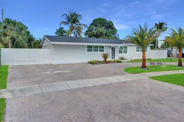 West Palm Beach, FL 33406,2465 Edgewater Dr