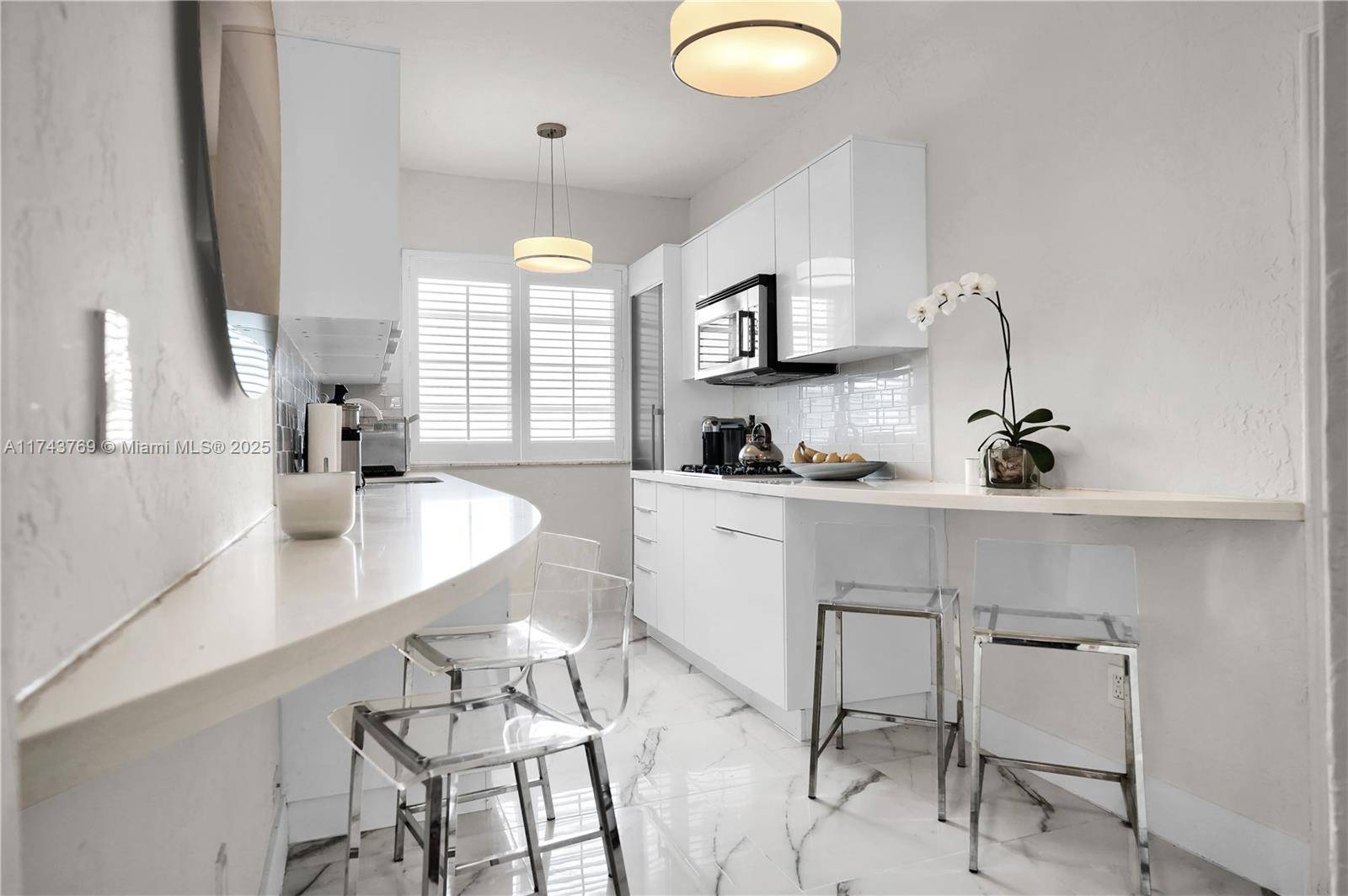 Miami Beach, FL 33139,349 Meridian Ave #B207
