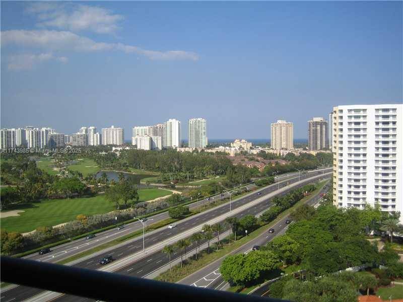 Aventura, FL 33180,3300 NE 191st St #1708