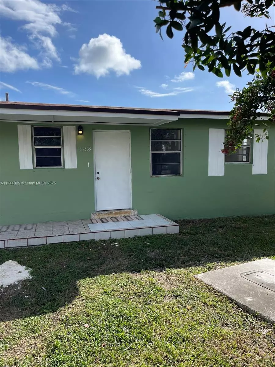 Miami, FL 33157,18353 SW 107 Ave #2