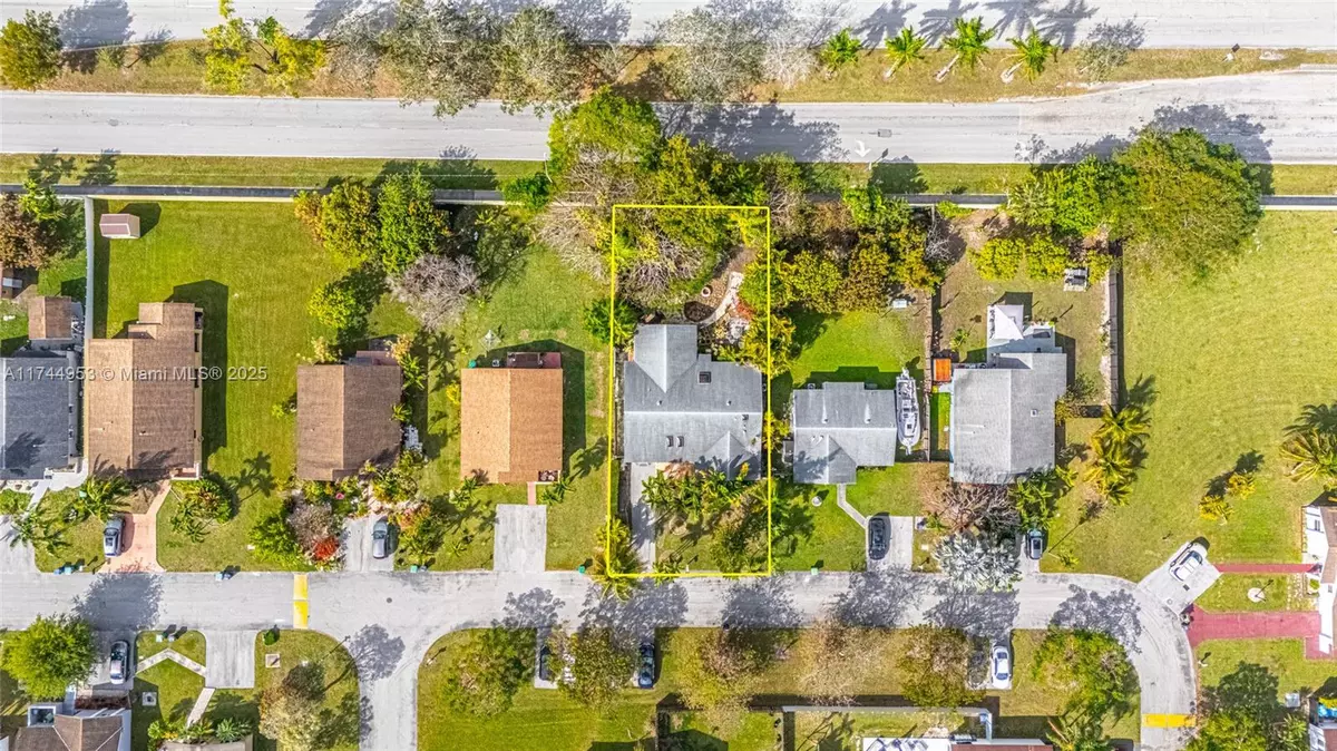 Homestead, FL 33032,24870 SW 126th Ct