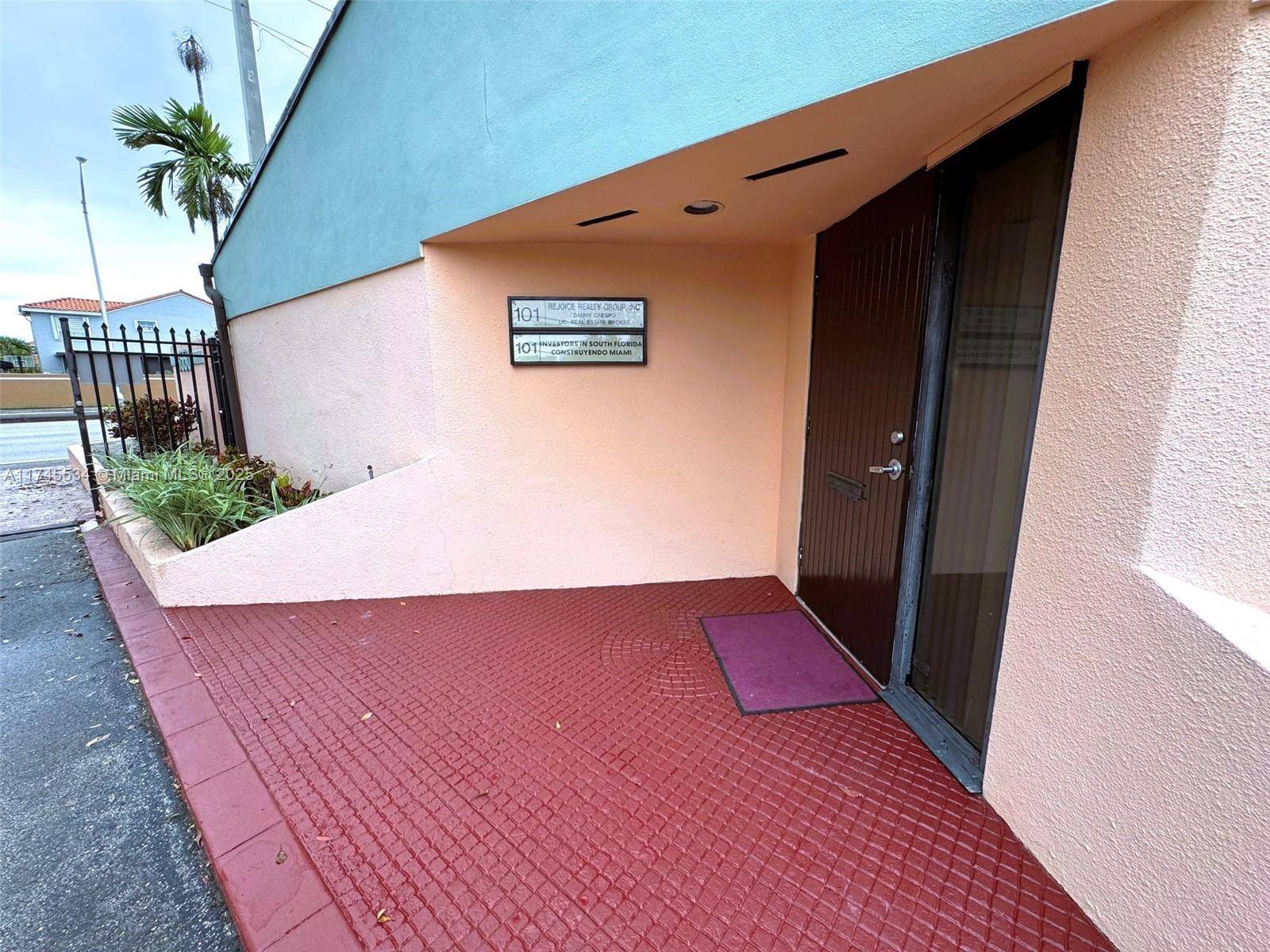 ,, FL 33144,8550 W FLAGLER ST #101