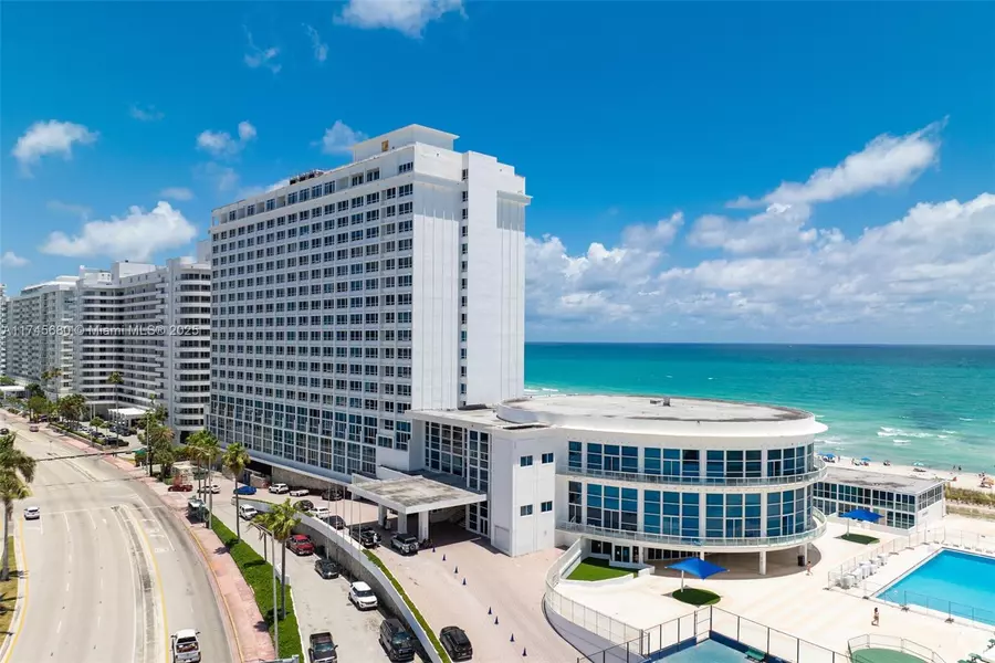 5445 Collins Ave #403, Miami Beach, FL 33140