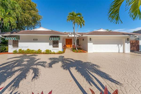 10475 SW 22nd St,  Miami,  FL 33165