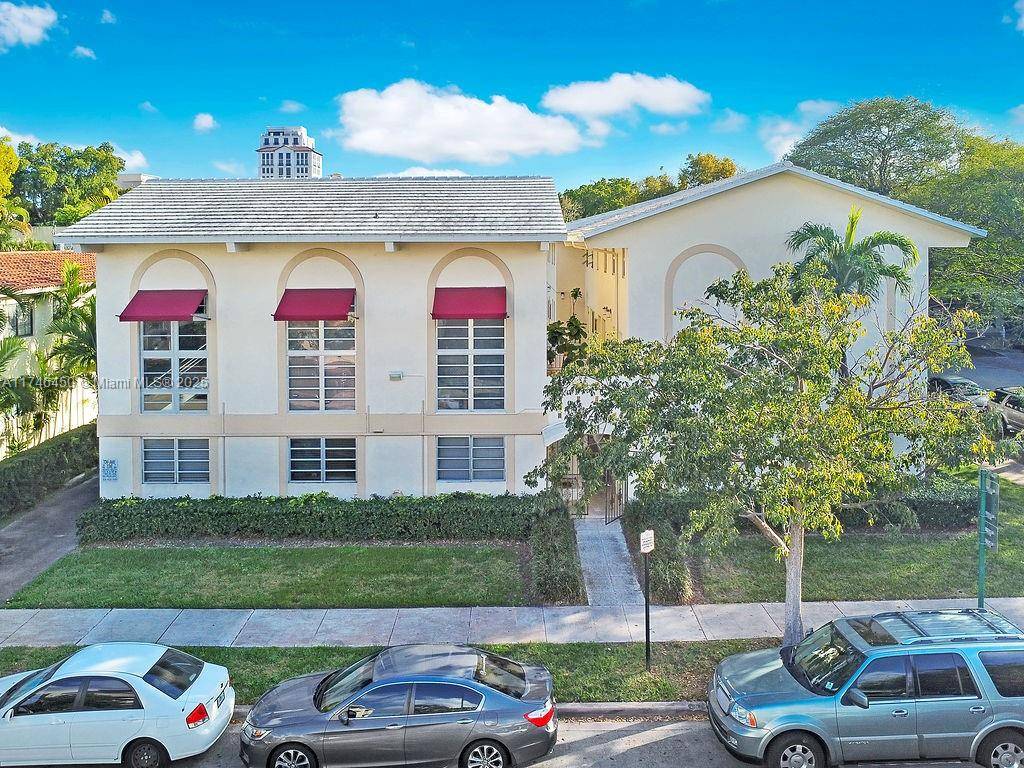 234 Antiquera Ave #15, Coral Gables, FL 33134