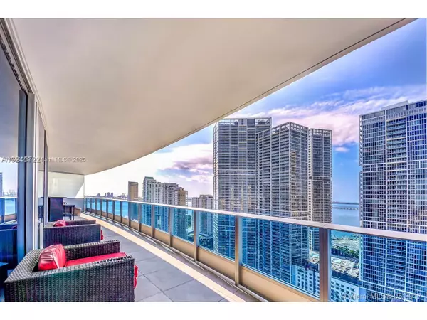 Miami, FL 33131,200 Biscayne Boulevard Way #3404
