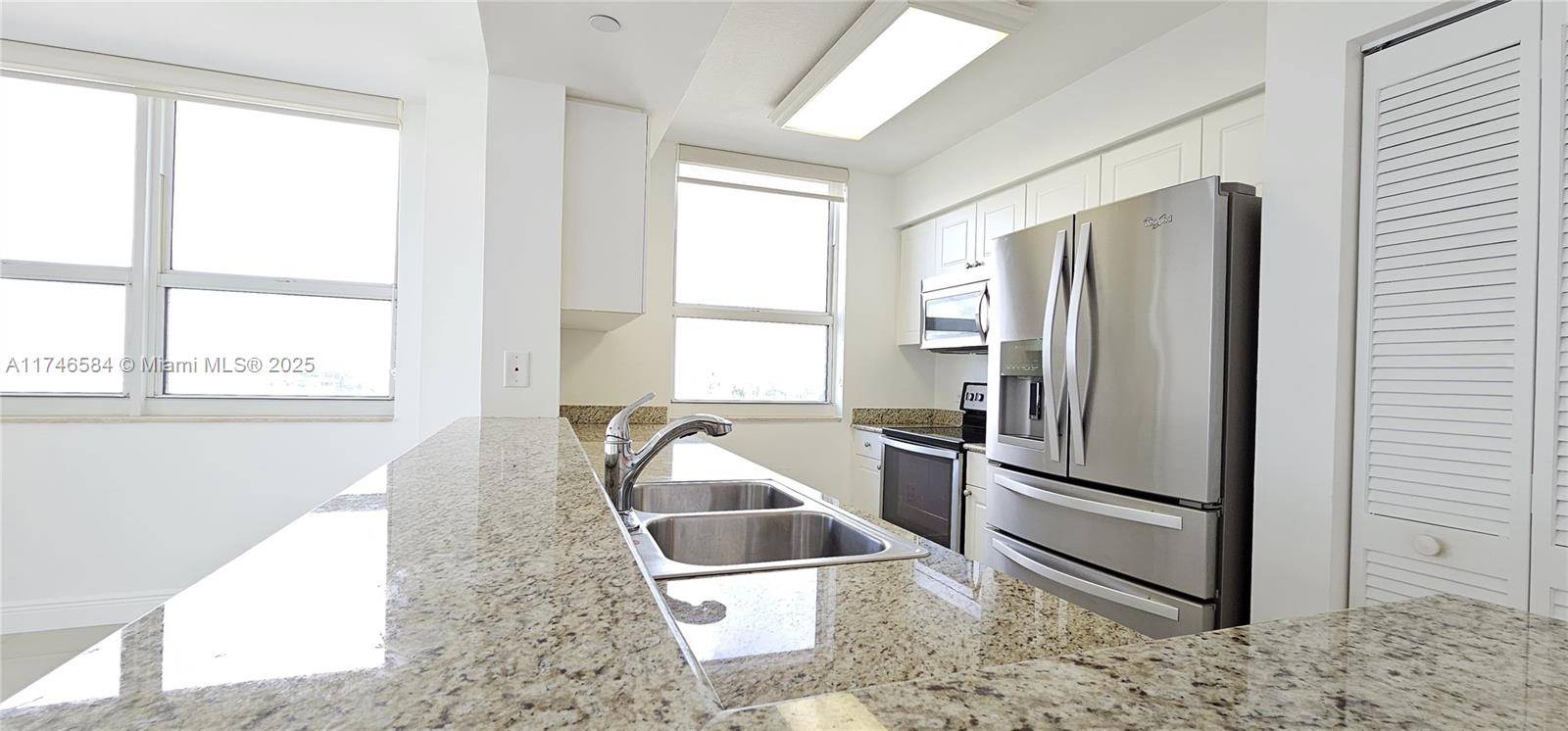 Aventura, FL 33180,19501 W Country Club Dr #1509