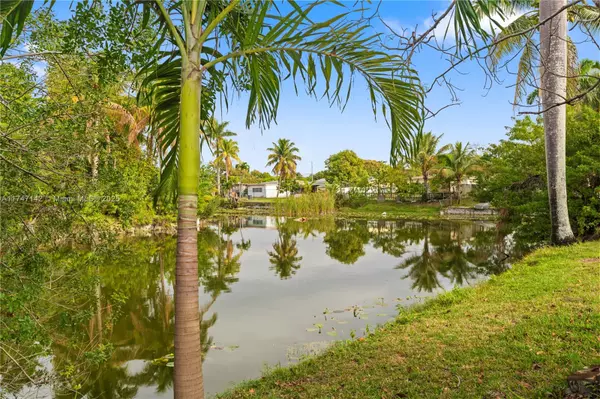 Miramar, FL 33023,6651 Miramar Pkwy