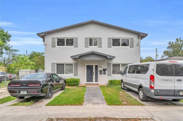 147 NE 9th St, Homestead, FL 33030