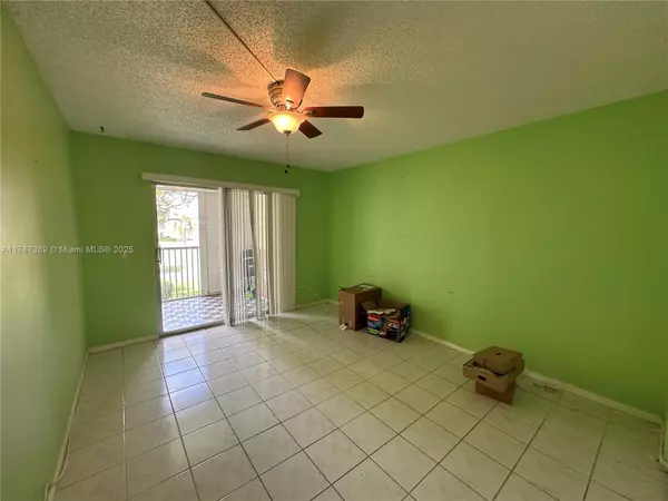 Pembroke Pines, FL 33027,850 SW 133rd Ter #201B