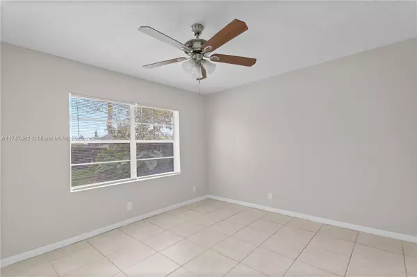 North Lauderdale, FL 33068,7924 SW 3rd Ct