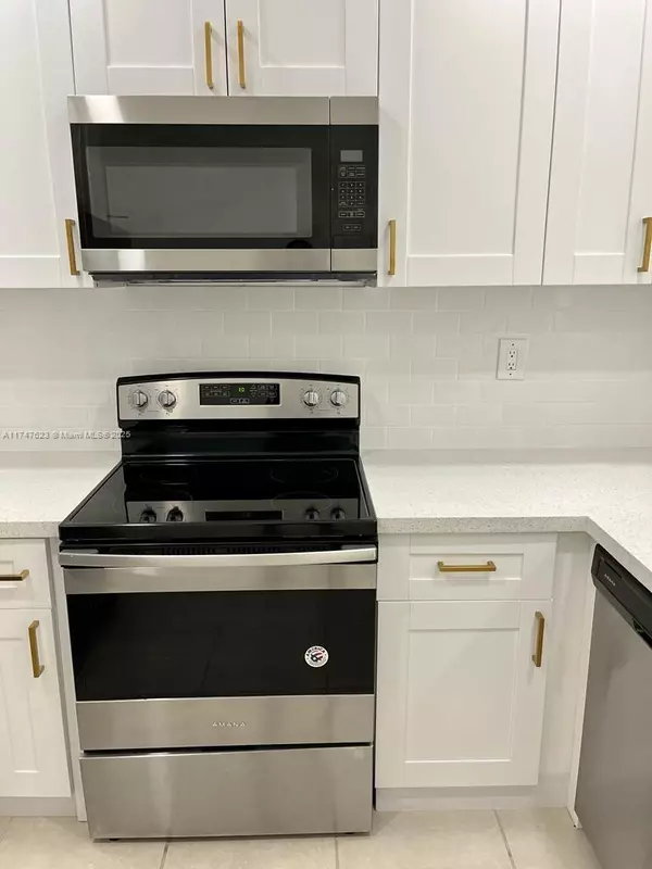 Homestead, FL 33035,1651 SE 28th Ct #105