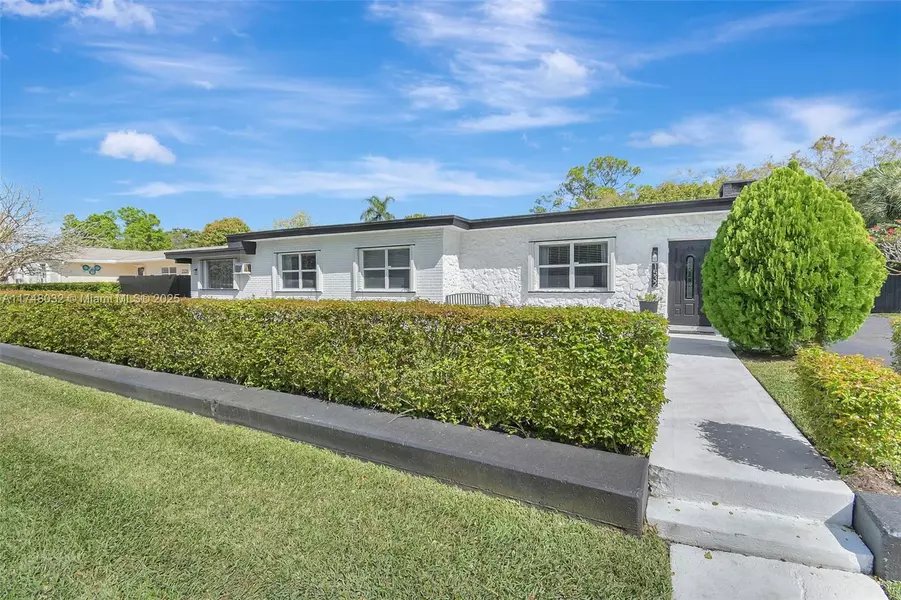 1532 SW 30th Ave, Fort Lauderdale, FL 33312