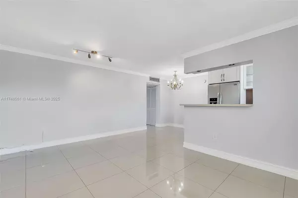 Miami, FL 33145,2496 SW 17th Ave #5307