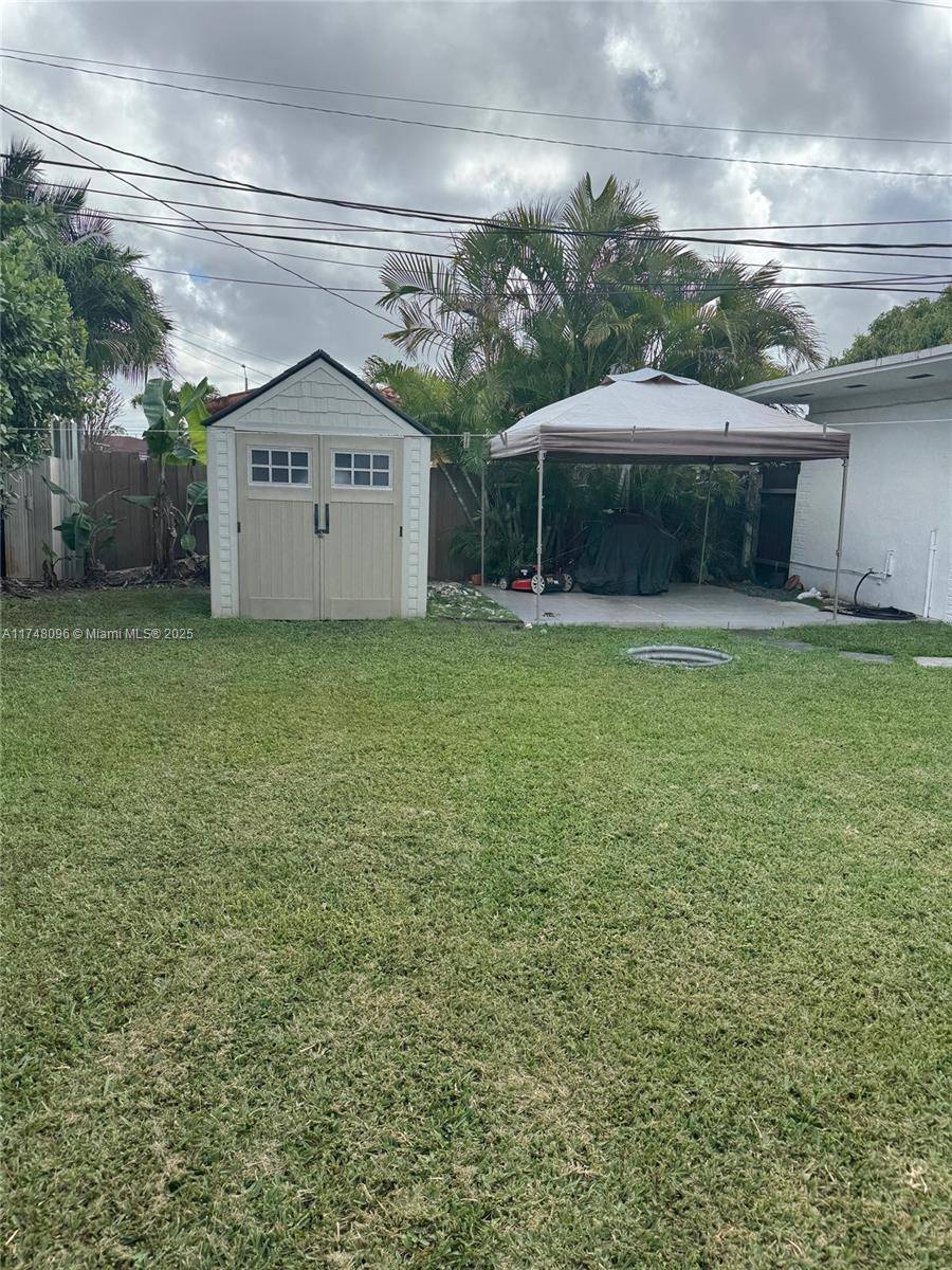 Miami, FL 33155,7590 SW 30th St