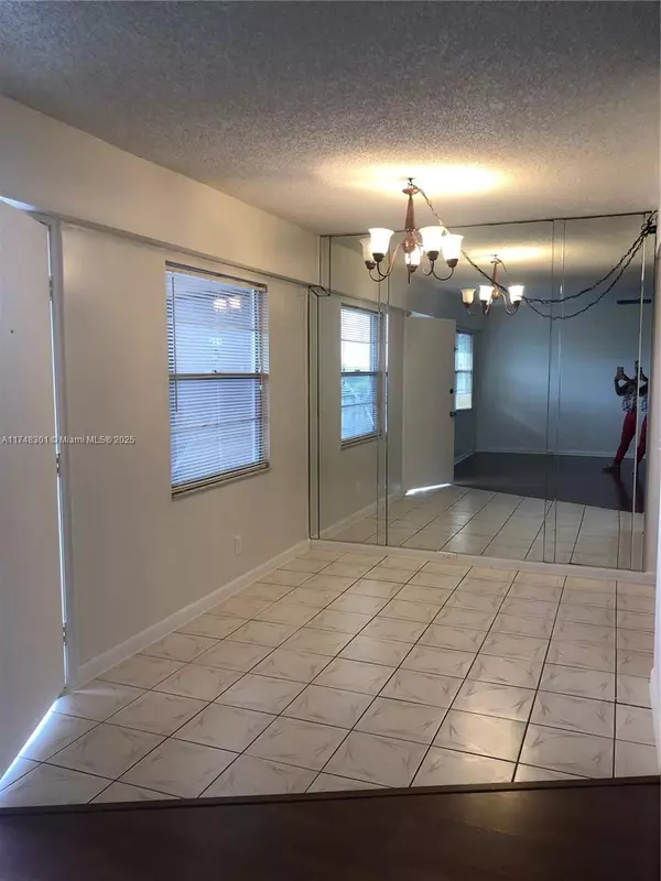 Pembroke Pines, FL 33027,301 SW 135th Ave #402C